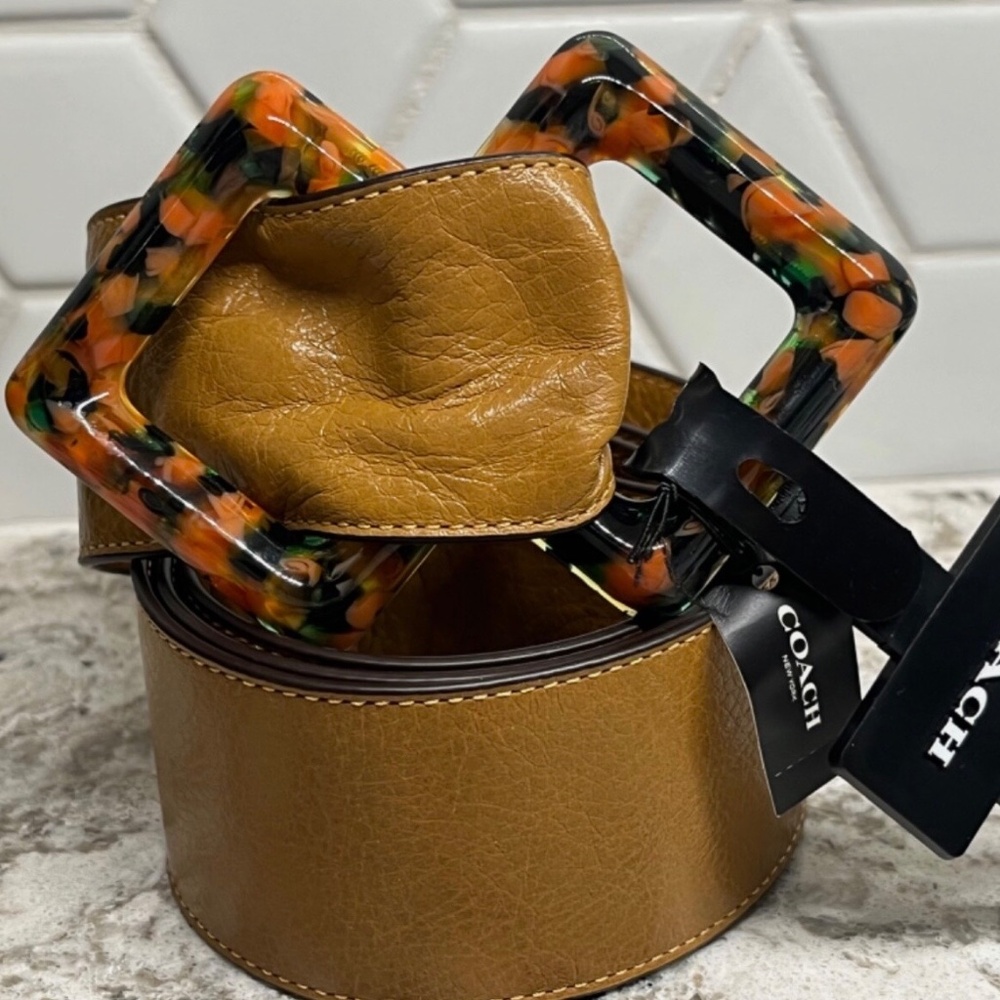 Coach Leather Tan Double Diamond Bakelite Small belt slouchy Boho vintage 70’s - Picture 3 of 11